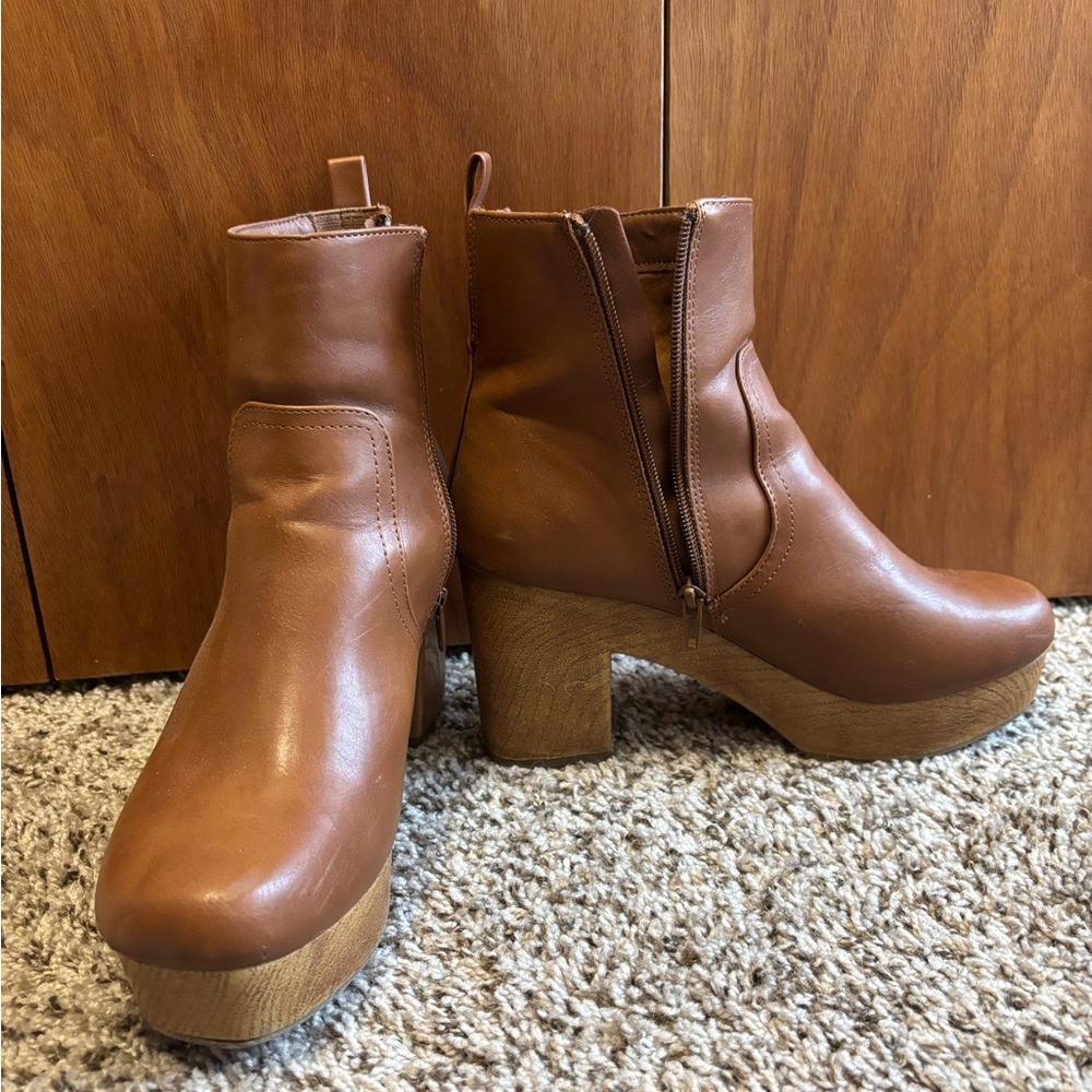 Platform Brown Heeled Boots